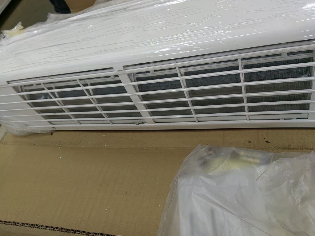 Gree GWH12QB-K3DNB4D/I (SN:4J74570004529)