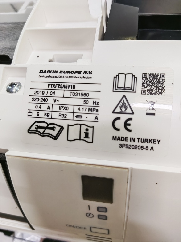 Daikin FTXF25A5V1B (SN:653677T031560Z)