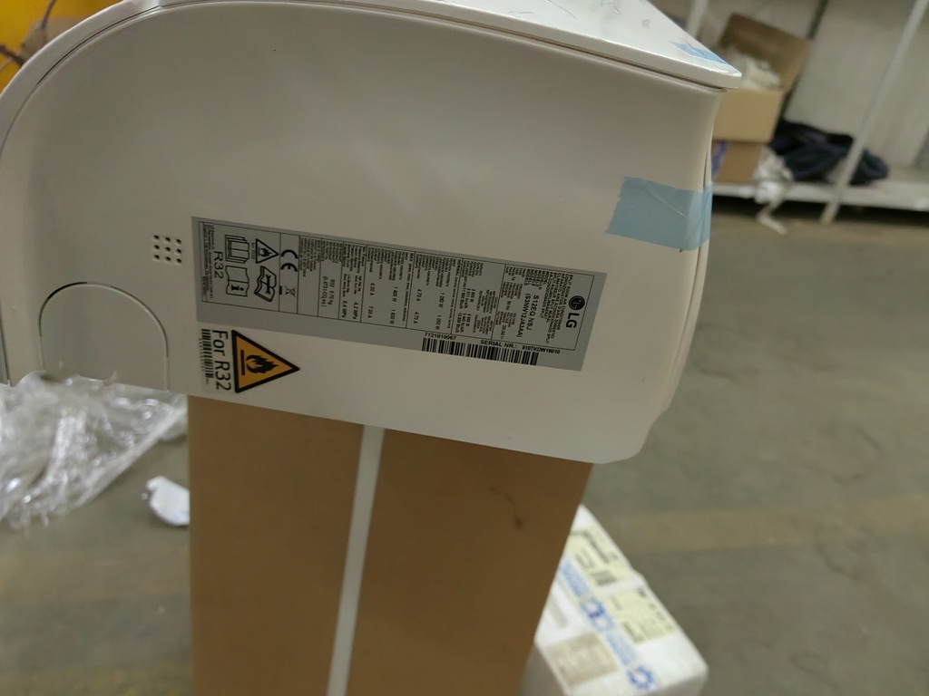 LG S12EQ (SN:7121810067180160101001)