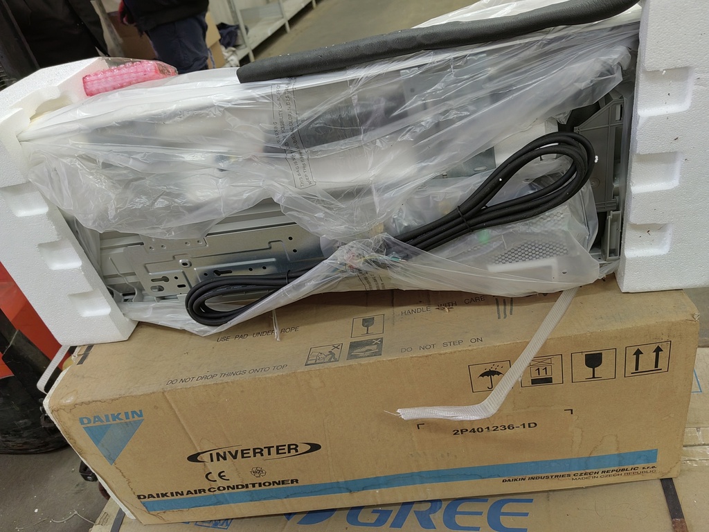 Gree GWH09YC-K6DNA1A-I (SN:4K29380002555)