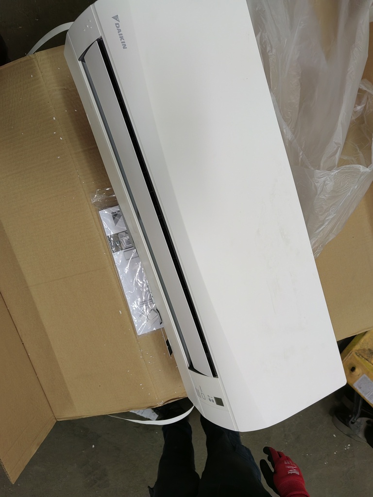 Daikin FTXF25A5V1B (SN:653677T031560Z)